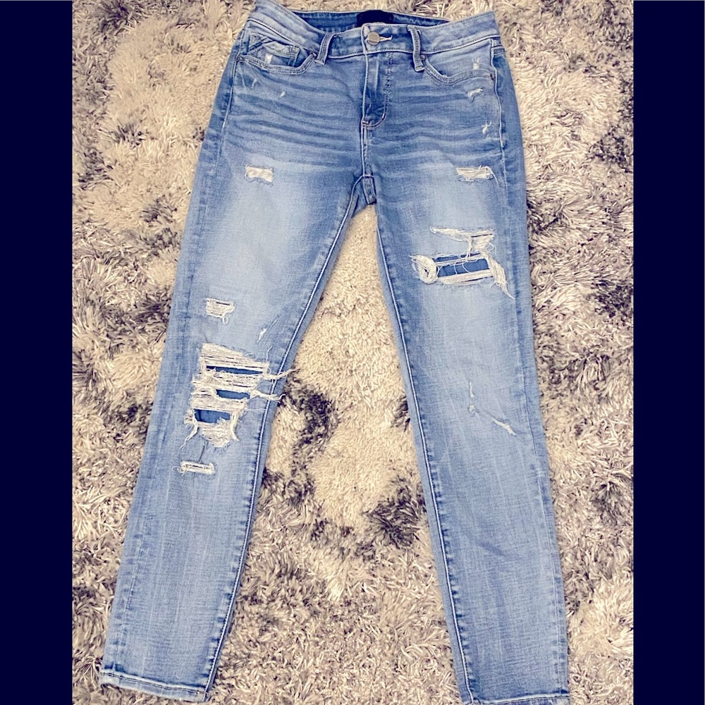 Buckle Black, Skinny Jean, Fit 53, Waist 26, Distressed Look,Lots I’d Wear left!
